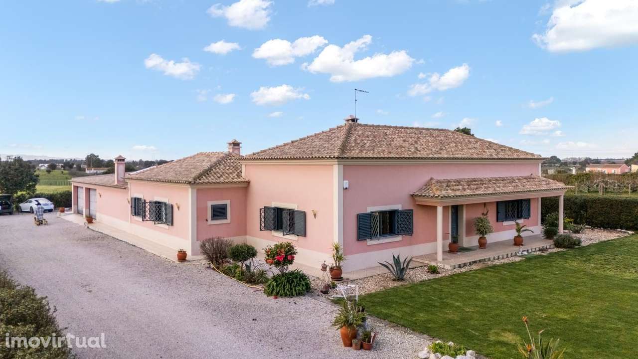 Moradia Isolada T4 com jardim, Palmela - Grande imagem: 3/48