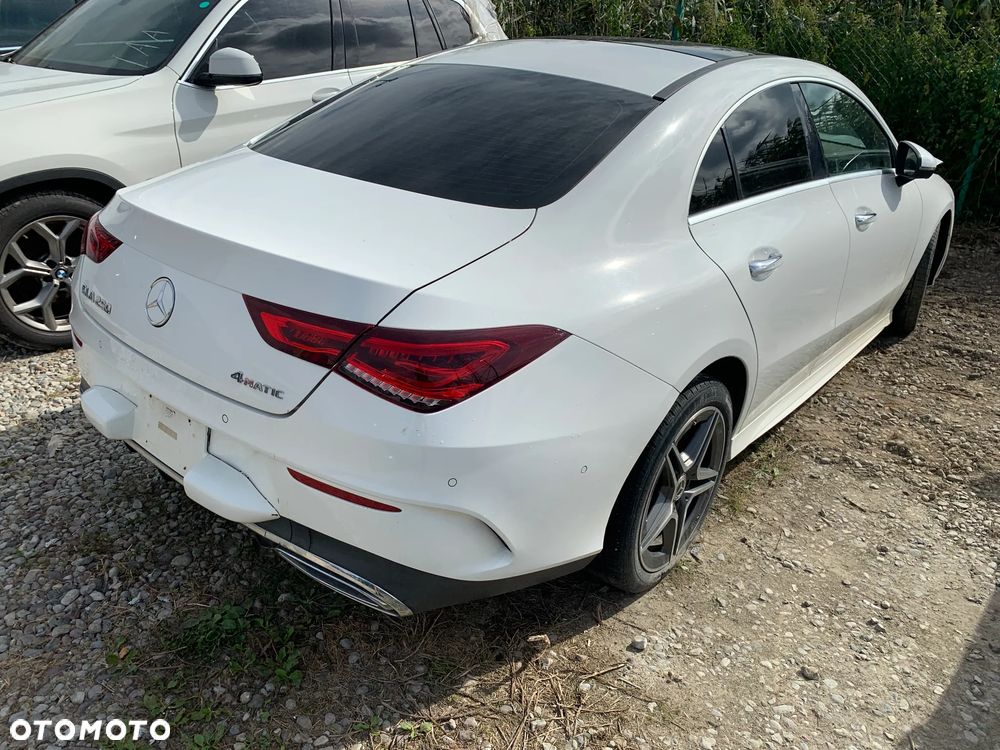 Mercedes-Benz CLA 250 4Matic 7G-DCT - 3