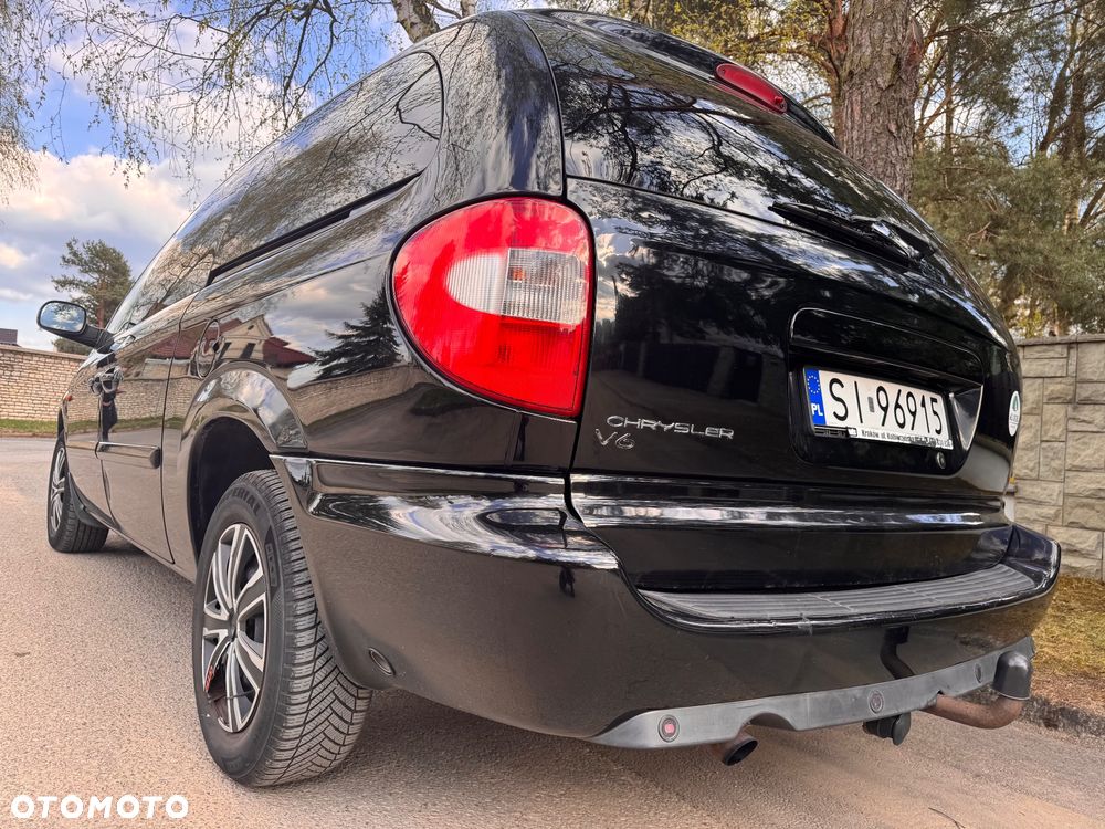 Chrysler Grand Voyager 3.3 LX - 10