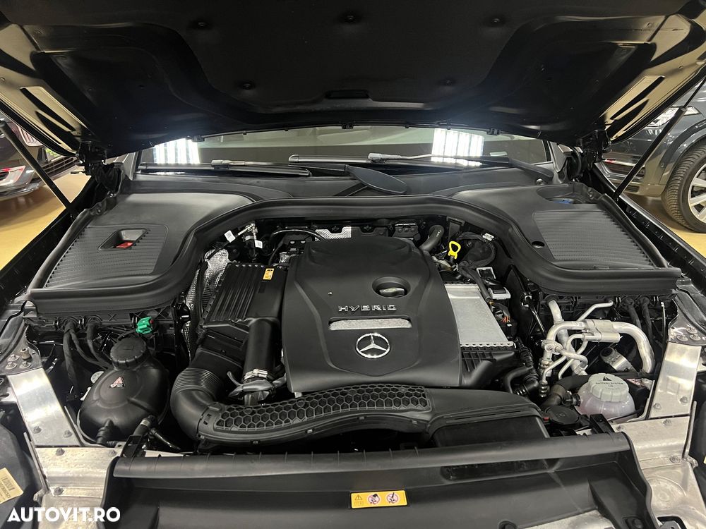 Mercedes-Benz GLC - 38