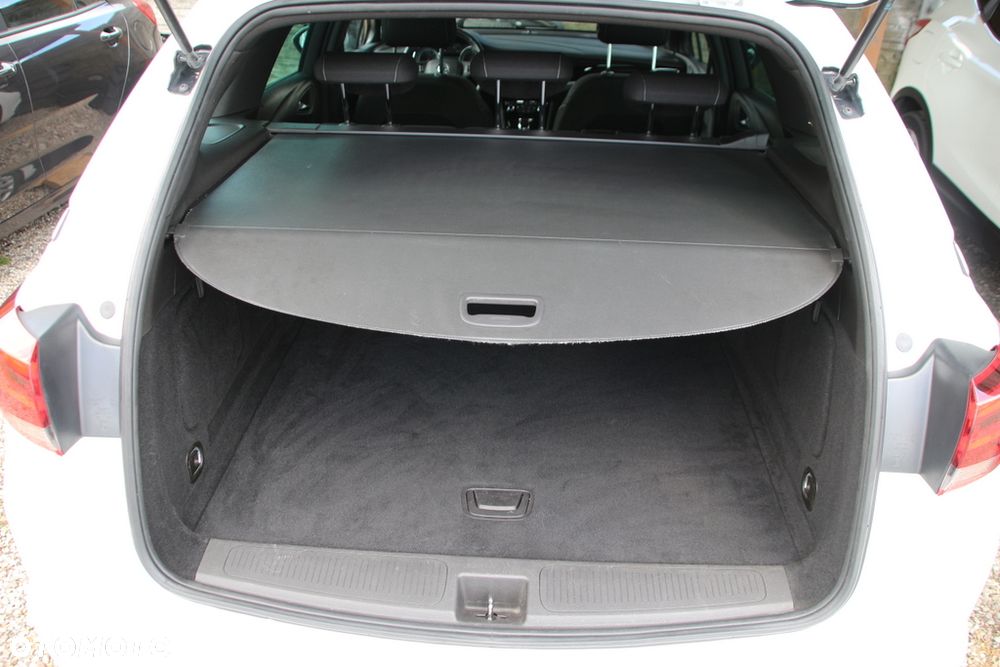 Opel Astra 1.6 Turbo Start/Stop Dynamic - 24