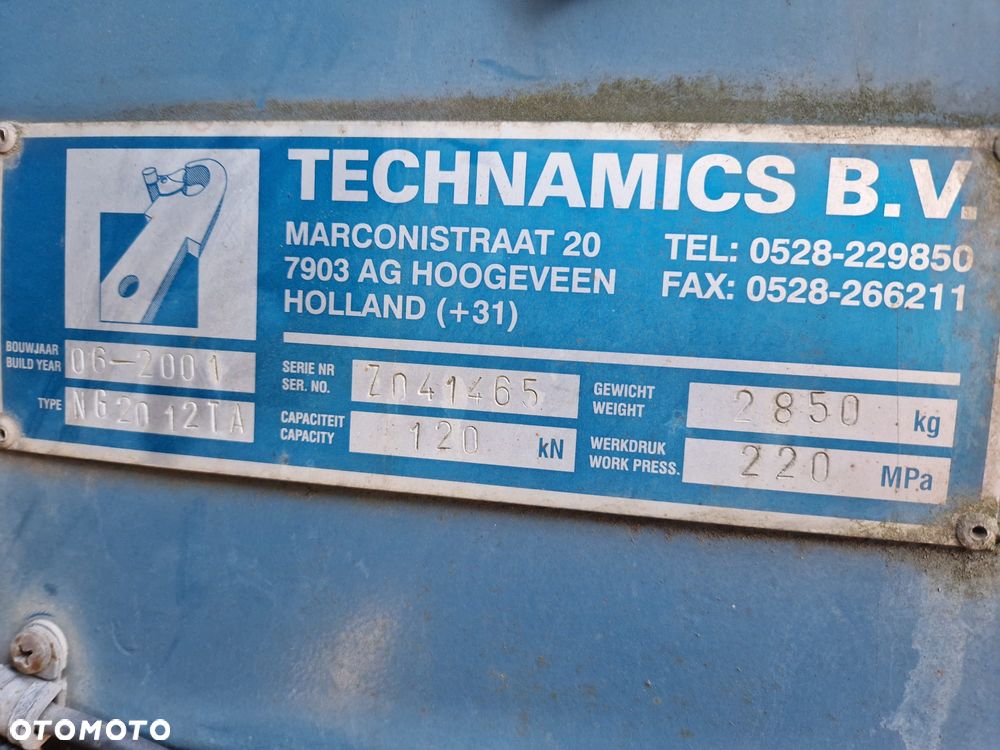 Volvo FM-4X2R - 9