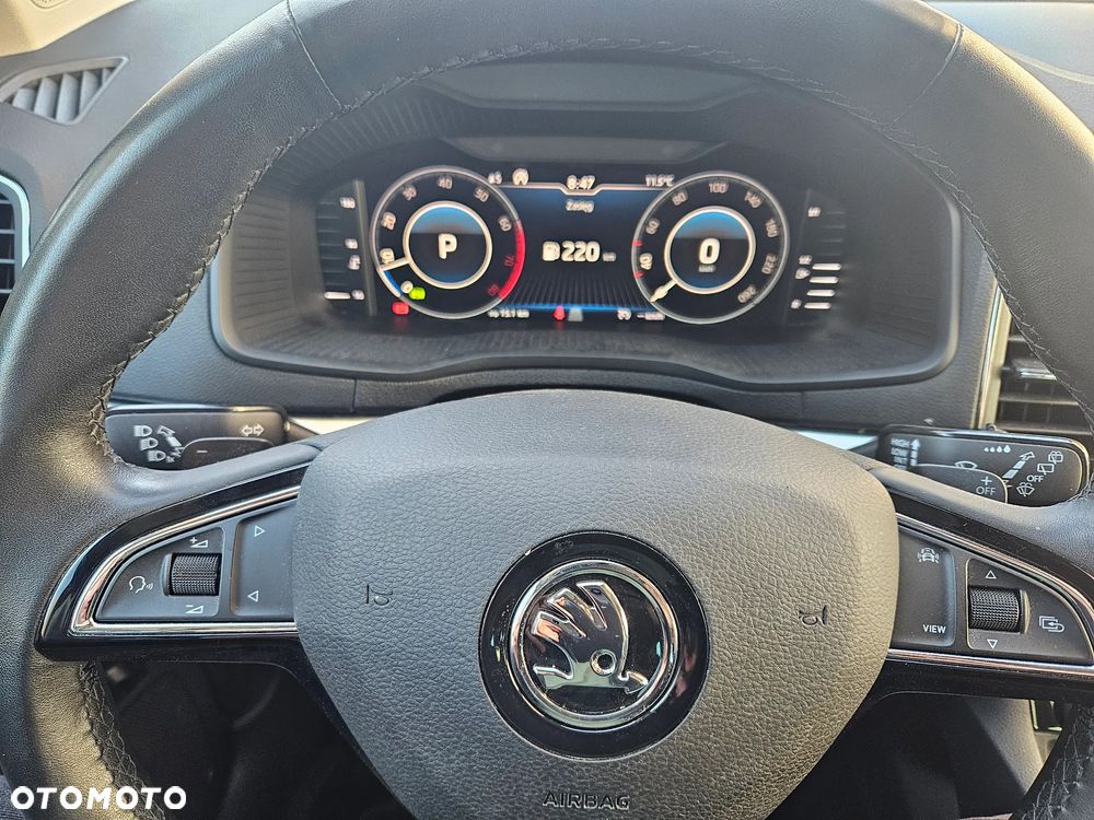 Skoda Karoq 1.5 TSI ACT 4x4 Style DSG - 17