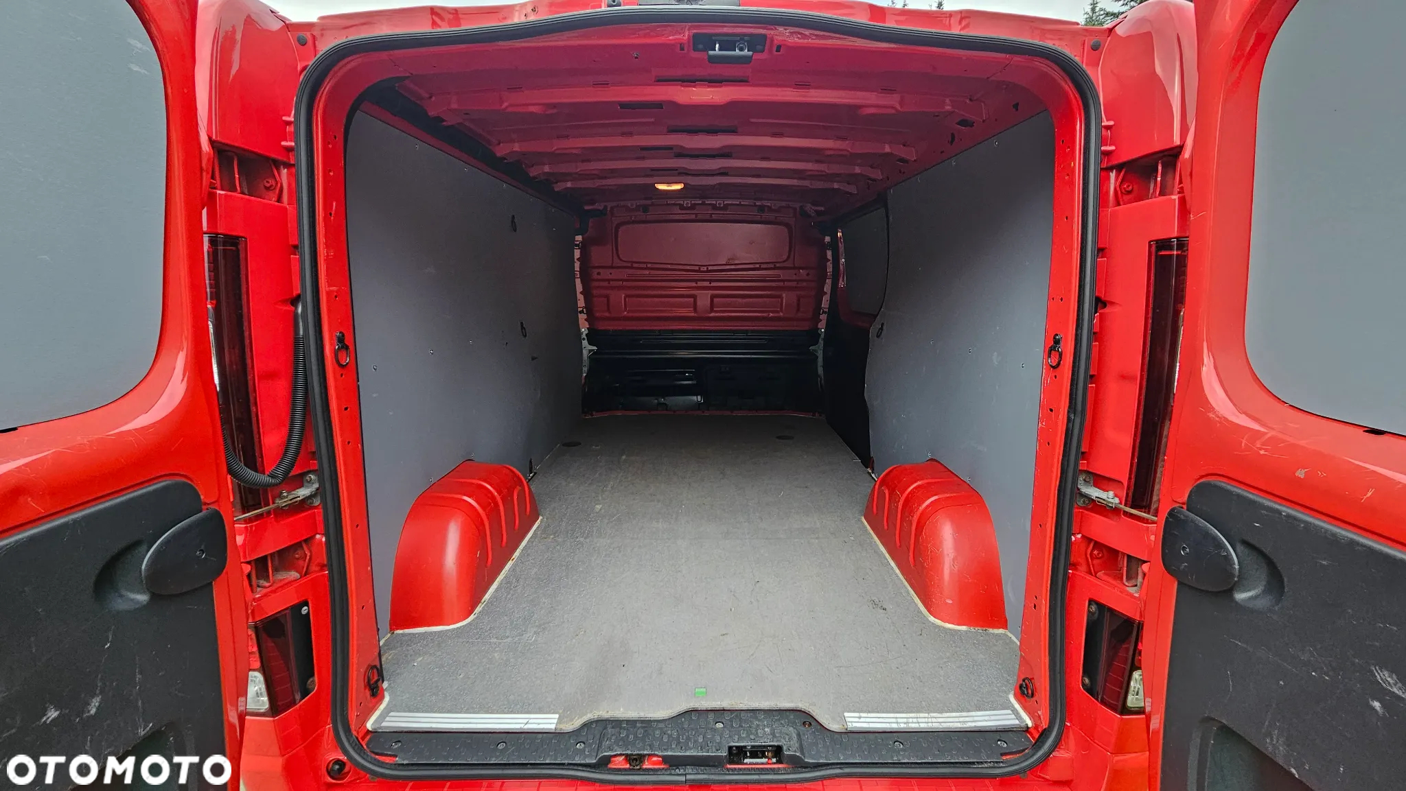 Opel Vivaro - 32