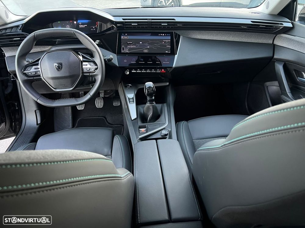 Peugeot 308 SW 1.2 PureTech Allure - 12
