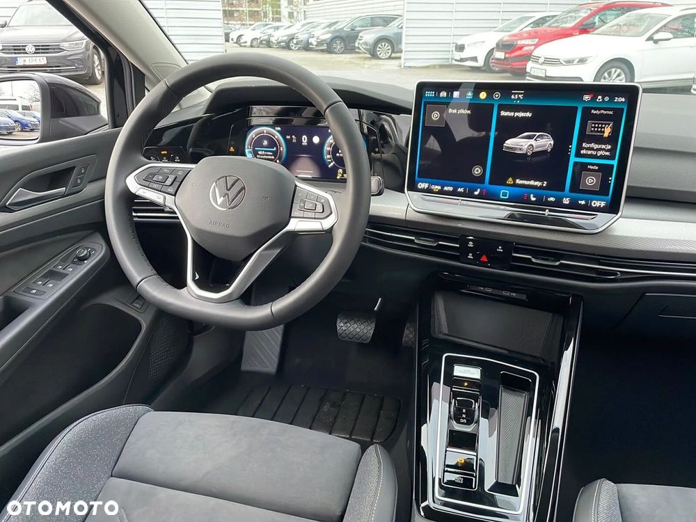 Volkswagen Golf Variant - 13