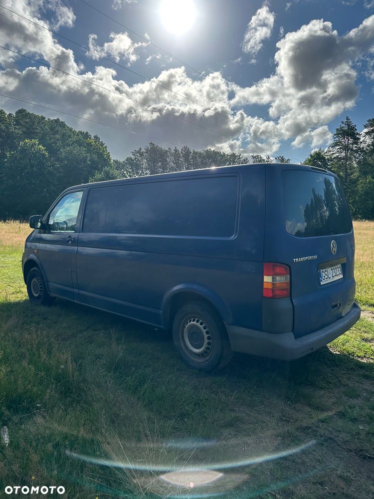 Volkswagen Transporter - 1