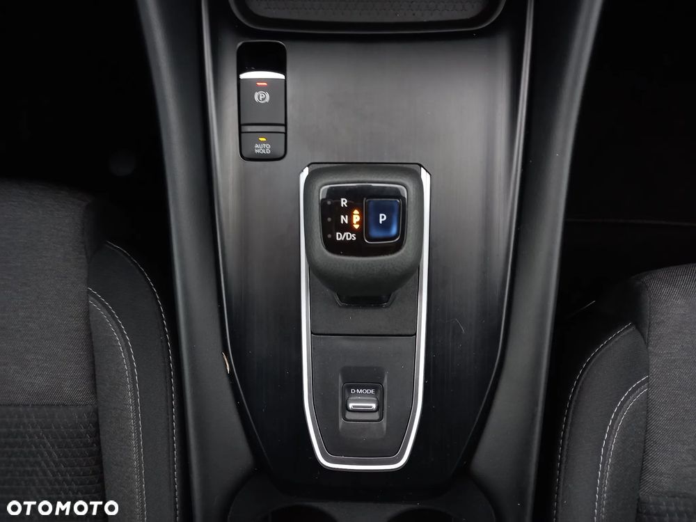 Nissan Qashqai 1.3 DIG-T MHEV N-Connecta Xtronic - 13