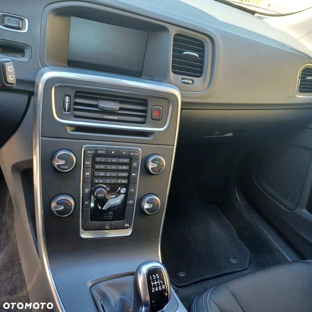 Volvo V60 D2 Kinetic - 7
