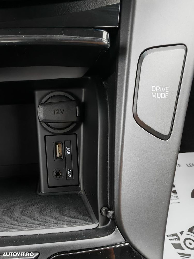 Hyundai i40 Kombi 1.7 CRDi DCT Style - 34