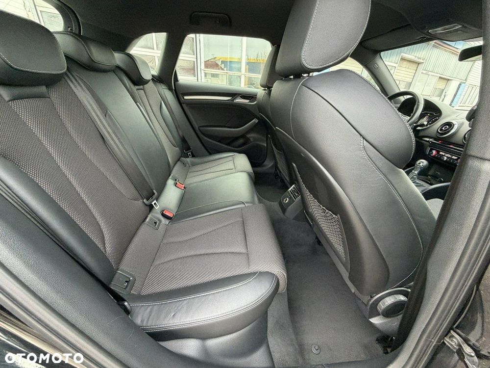 Audi A3 Sportback 35 TDI S Line S tronic - 34