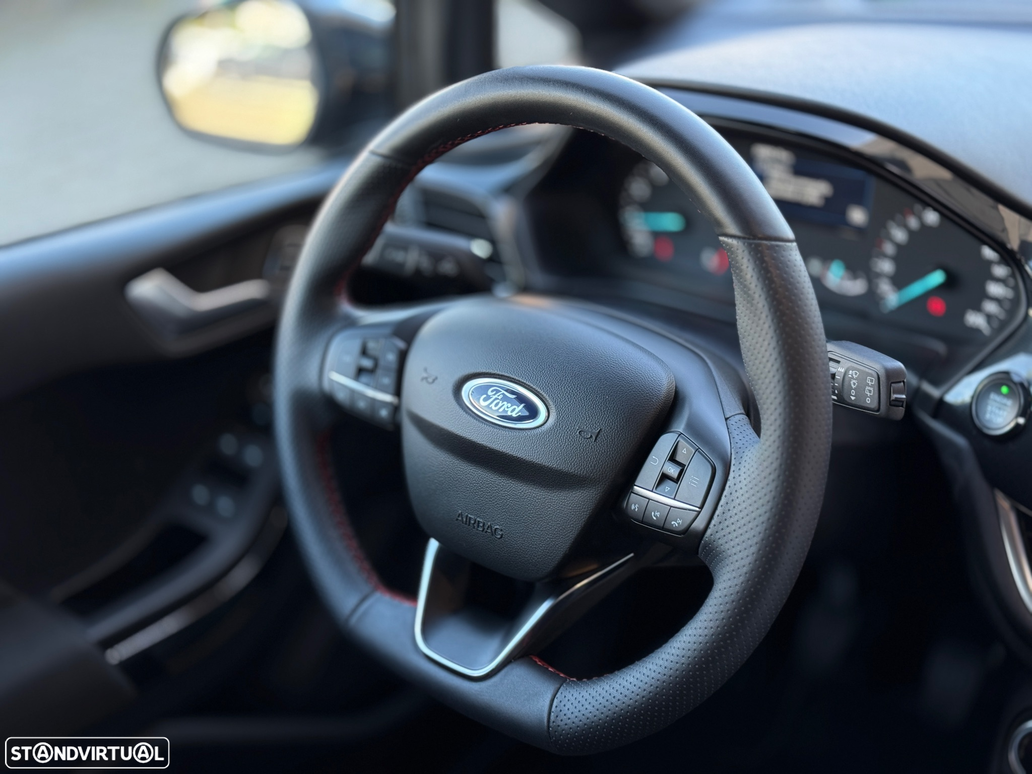Ford Fiesta 1.0 EcoBoost ST-Line - 10