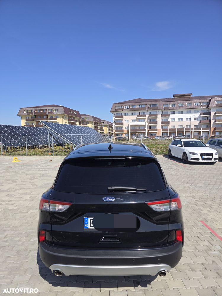 Ford Kuga - 4