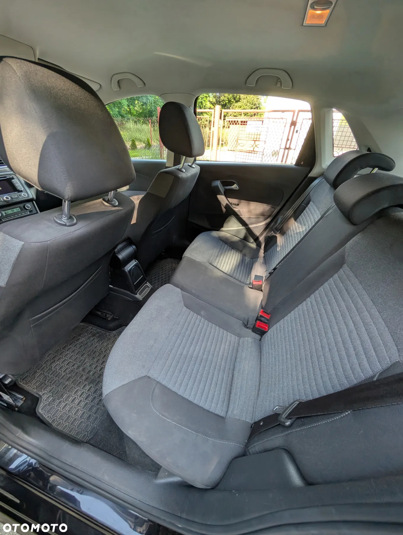 Volkswagen Polo - 12
