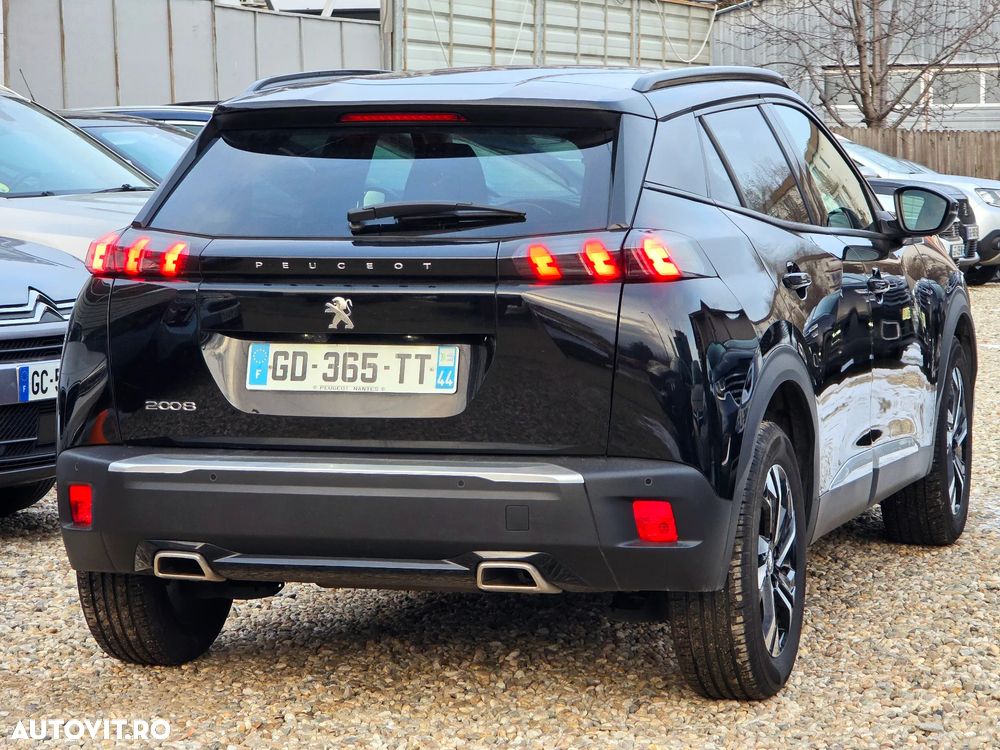 Peugeot 2008 PureTech 130 EAT8 Allure - 12