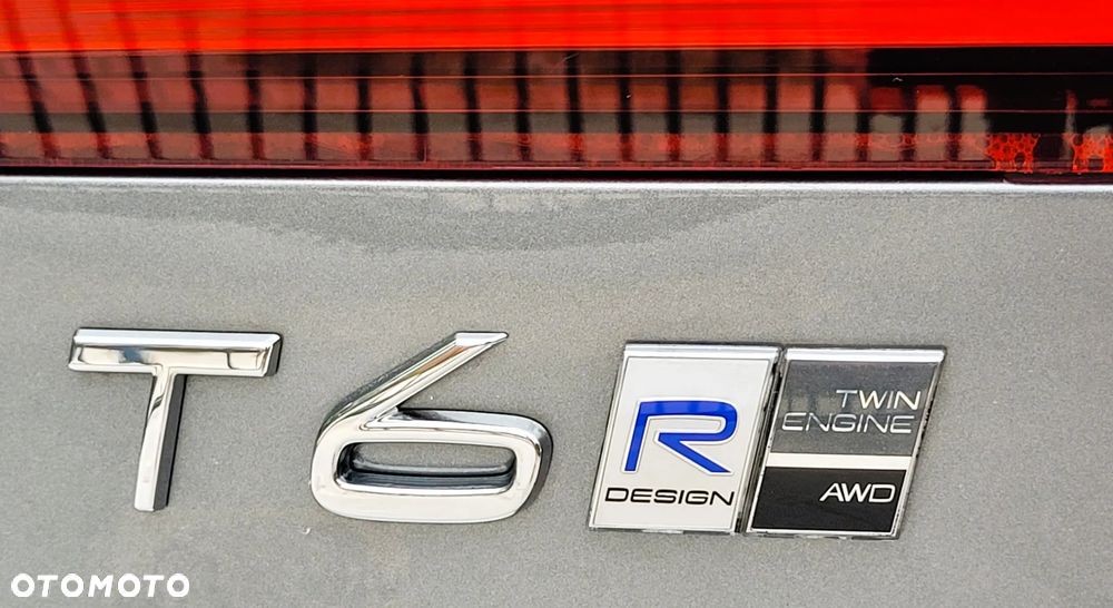 Volvo V60 T6 AWD Twin Engine Geartronic R-Design - 29