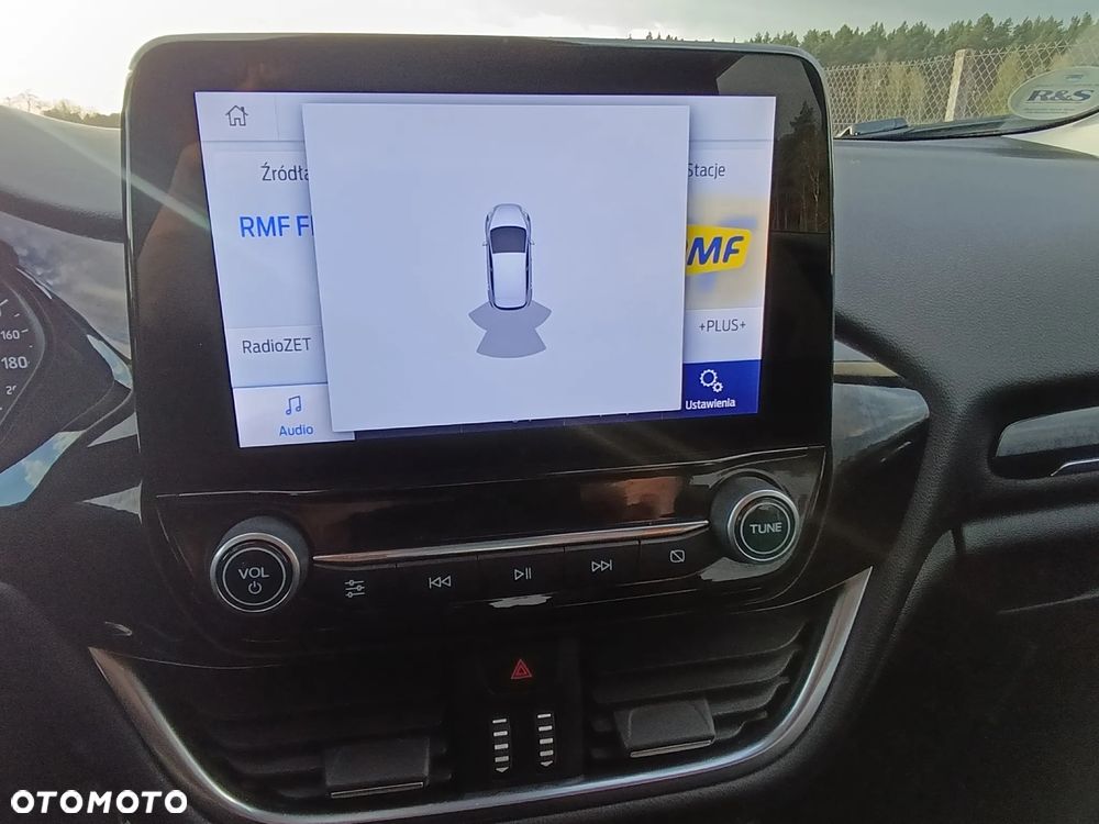 Ford Fiesta 1.0 EcoBoost S&S TITANIUM - 21