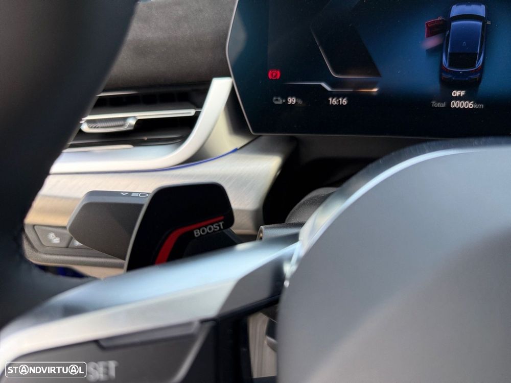 BMW iX2 eDrive20 Pack Desportivo M Pro - 7