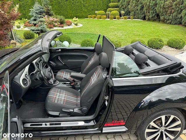 Volkswagen Beetle The Cabriolet 2.0 TDI BlueMotion Technology Club - 18