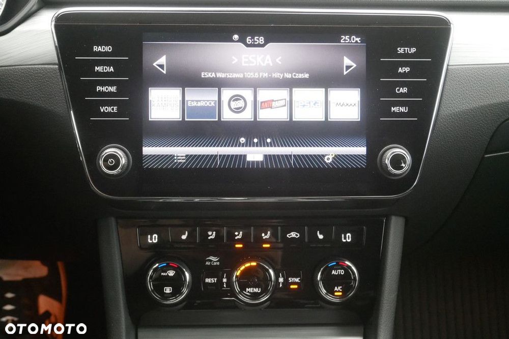 Skoda Superb 2.0 TSI Ambition DSG - 10