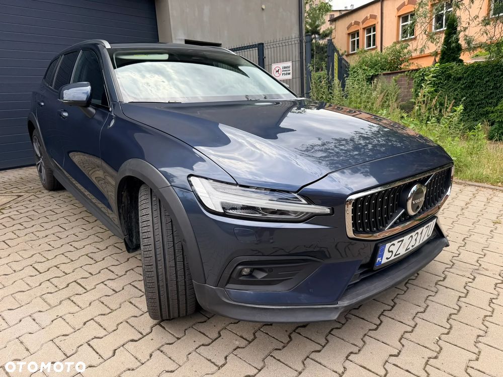Volvo V60 Cross Country B5 B AWD Plus - 5
