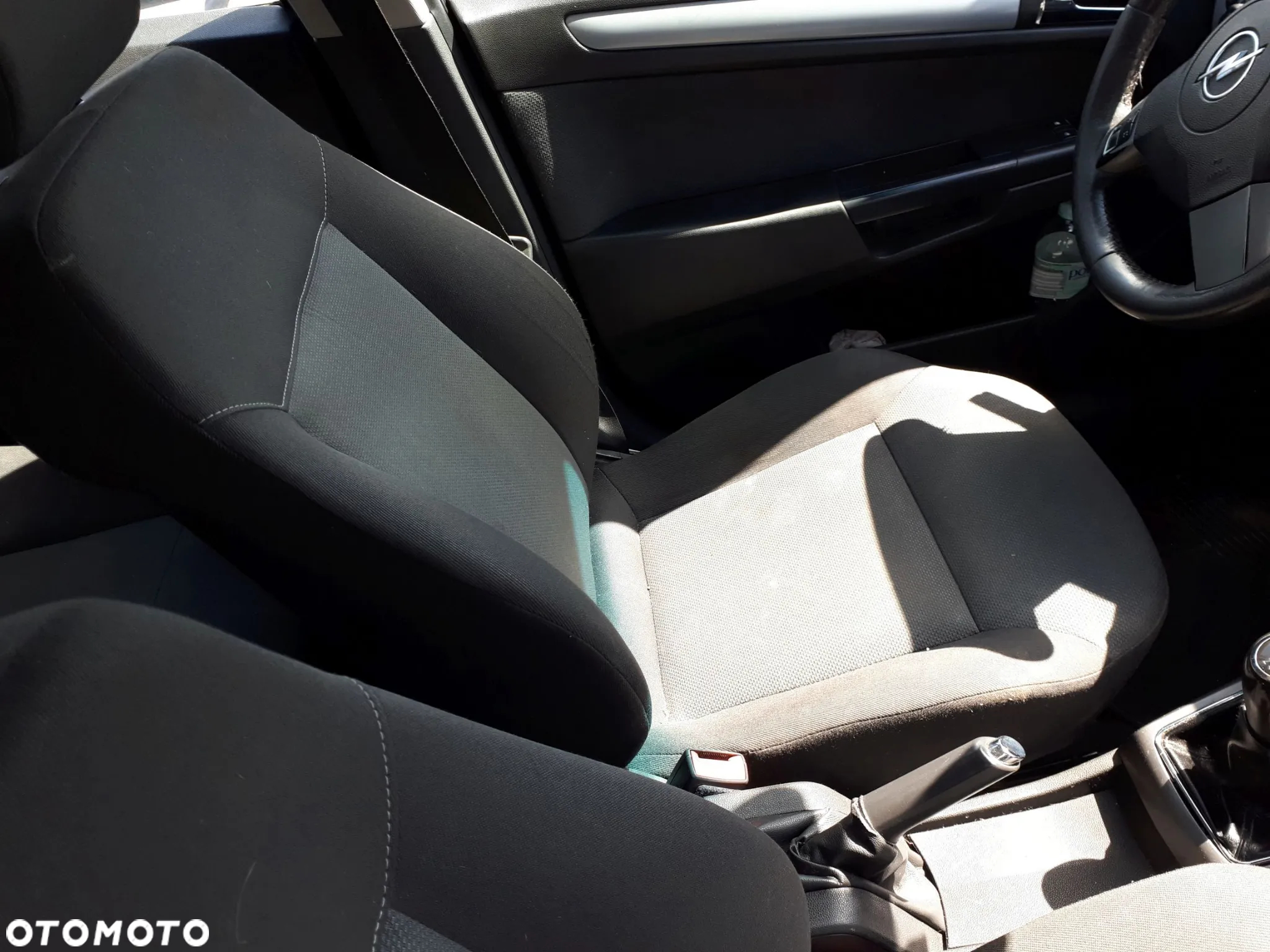 OPEL ASTRA H III 04-06 KOMBI BŁOTNIK PRZÓD PRZEDNI PRAWY Z20R - 25