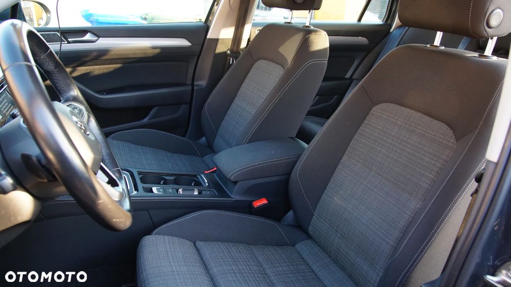 Volkswagen Passat 1.5 TSI EVO Business DSG - 28