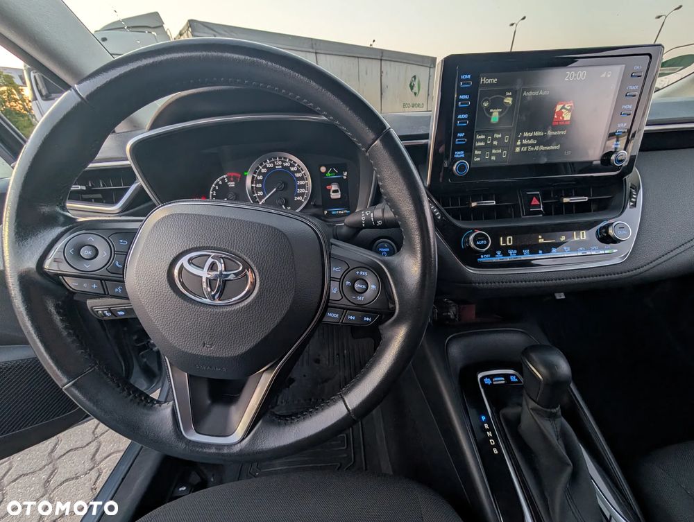 Toyota Corolla - 12