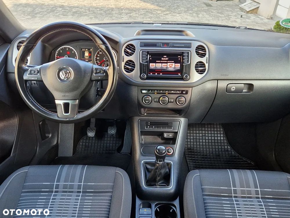 Volkswagen Tiguan 2.0 TDI SCR BlueMotion Technology Lounge Sport & Style - 8