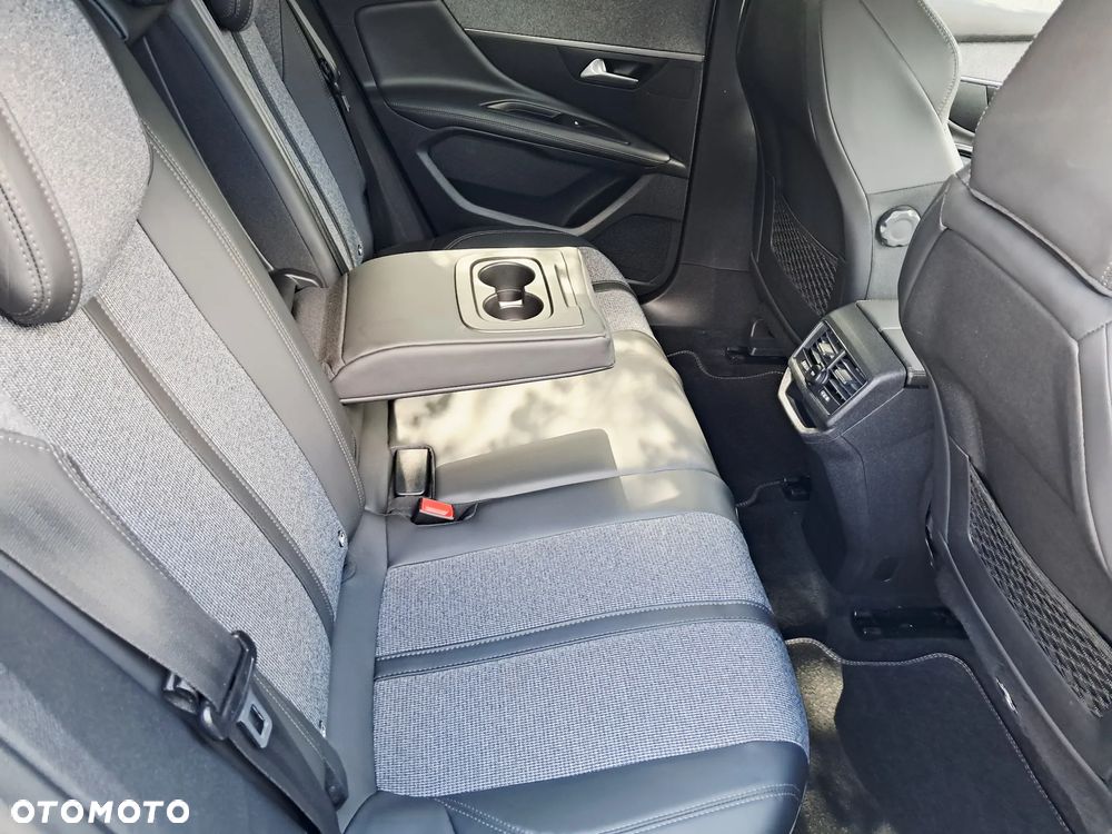 Peugeot 3008 1.2 PureTech GPF Allure S&S EAT8 - 8