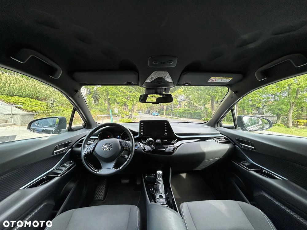 Toyota C-HR - 12