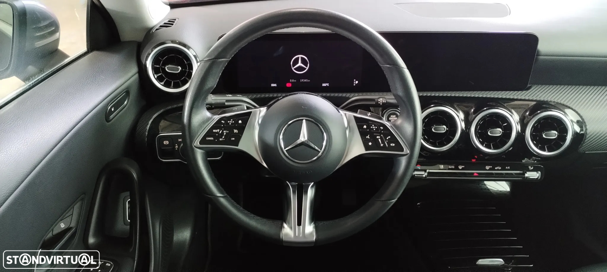 Mercedes-Benz CLA 180 d - 20
