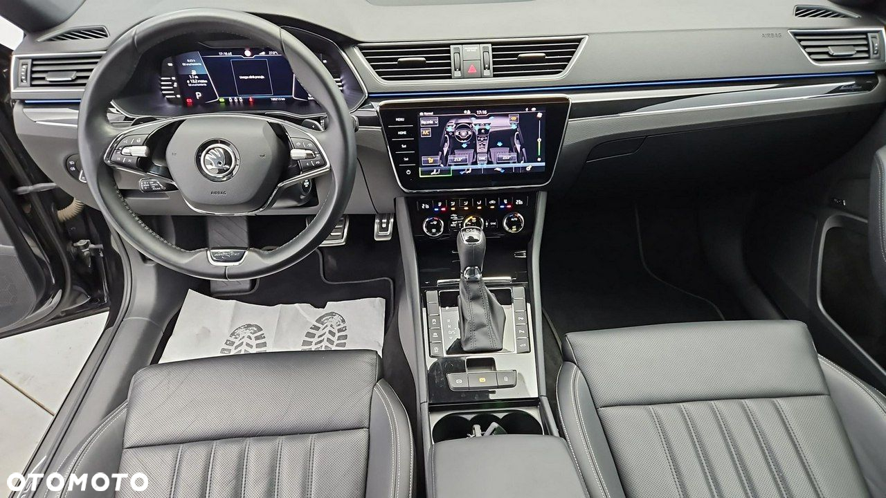 Skoda Superb 2.0 TDI SCR L&K DSG - 13