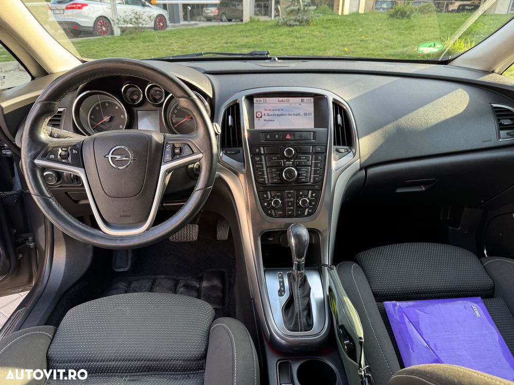 Opel Astra 2.0 CDTI DPF Automatik Exklusiv - 9