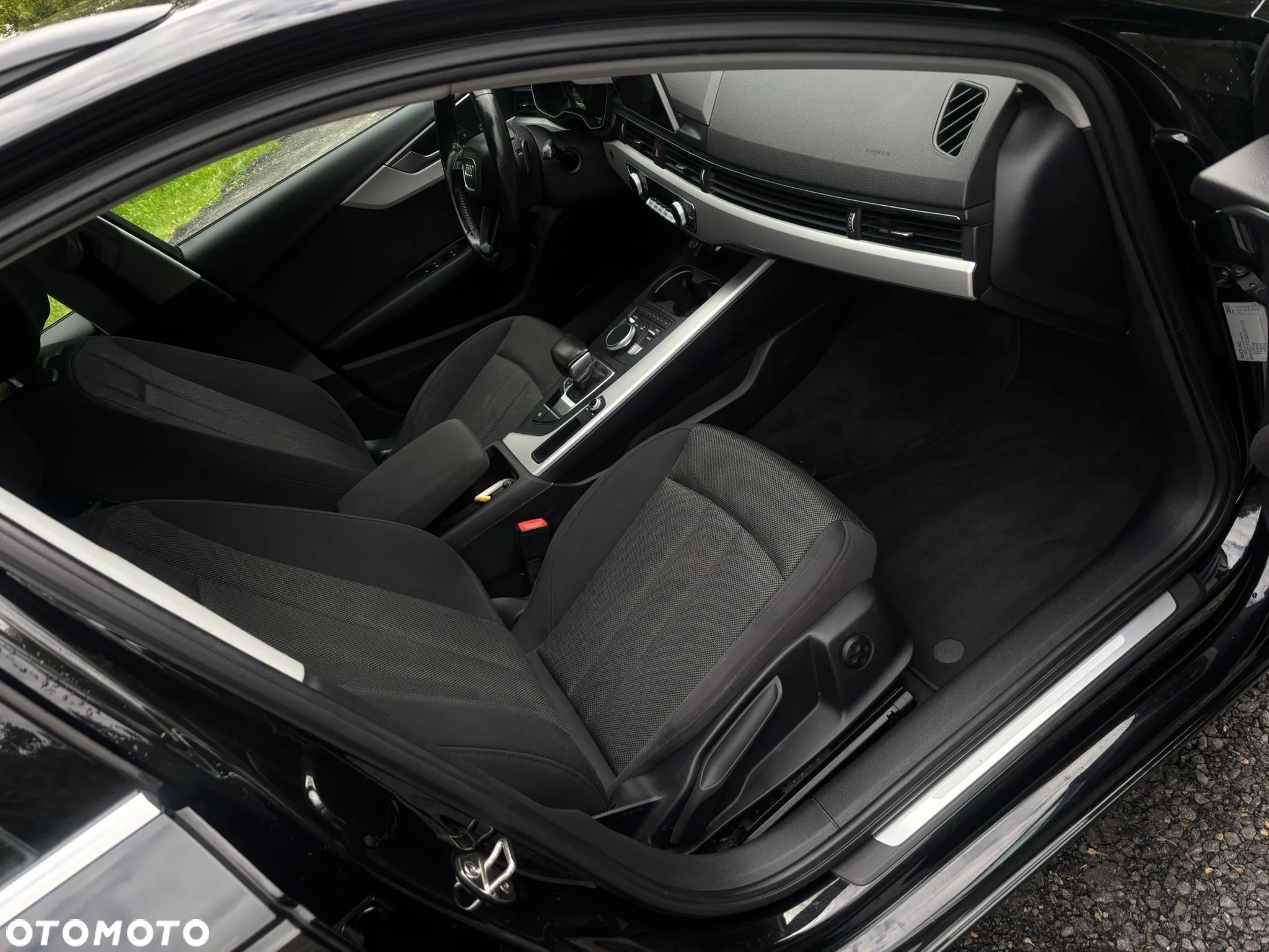 Audi A4 Avant 2.0 TDI S tronic - 25