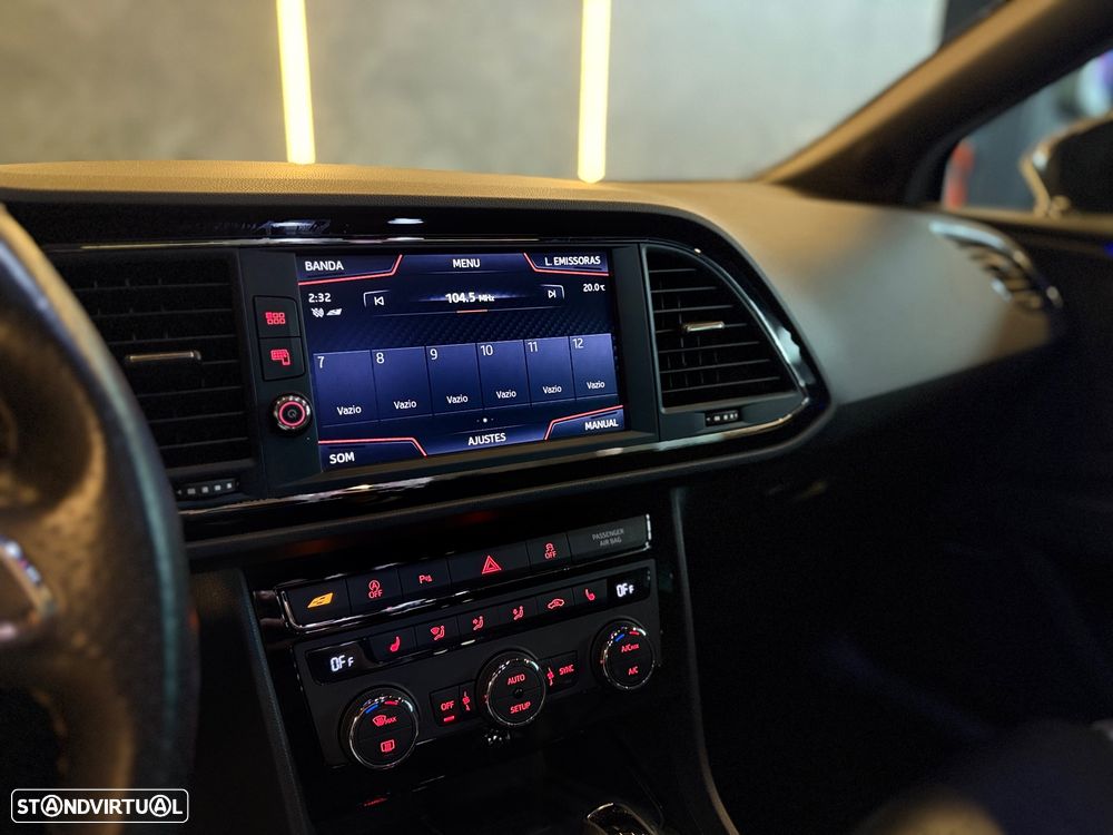 SEAT Leon 2.0 TSI Cupra DSG S/S - 28