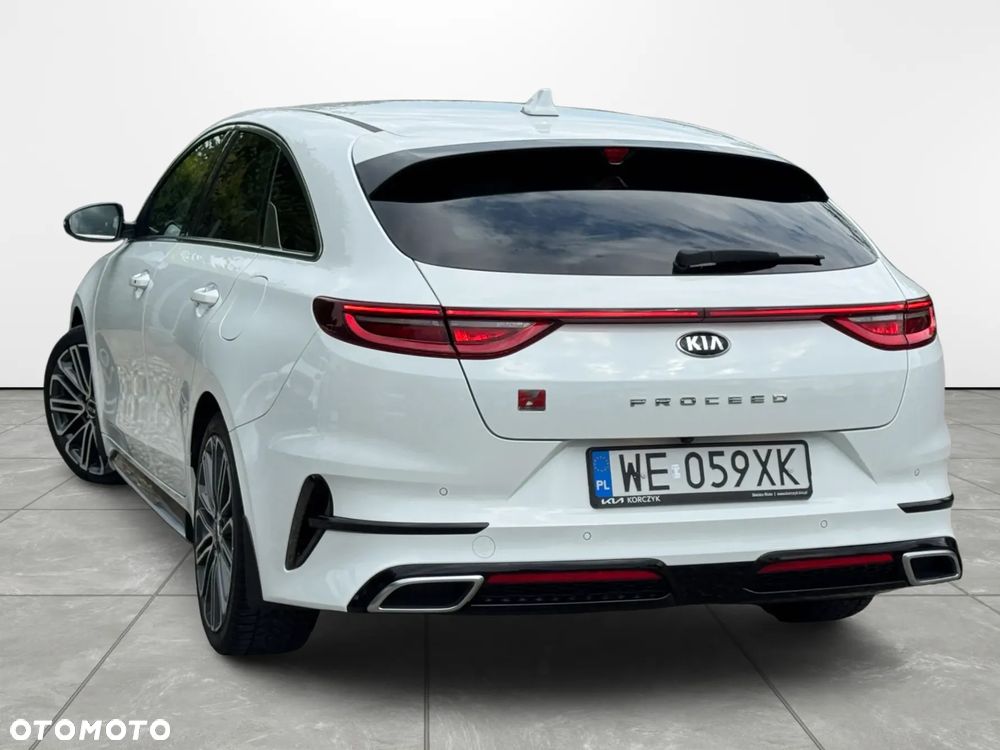 Kia ProCeed 1.4 T-GDI DCT7 OPF GT LINE - 3