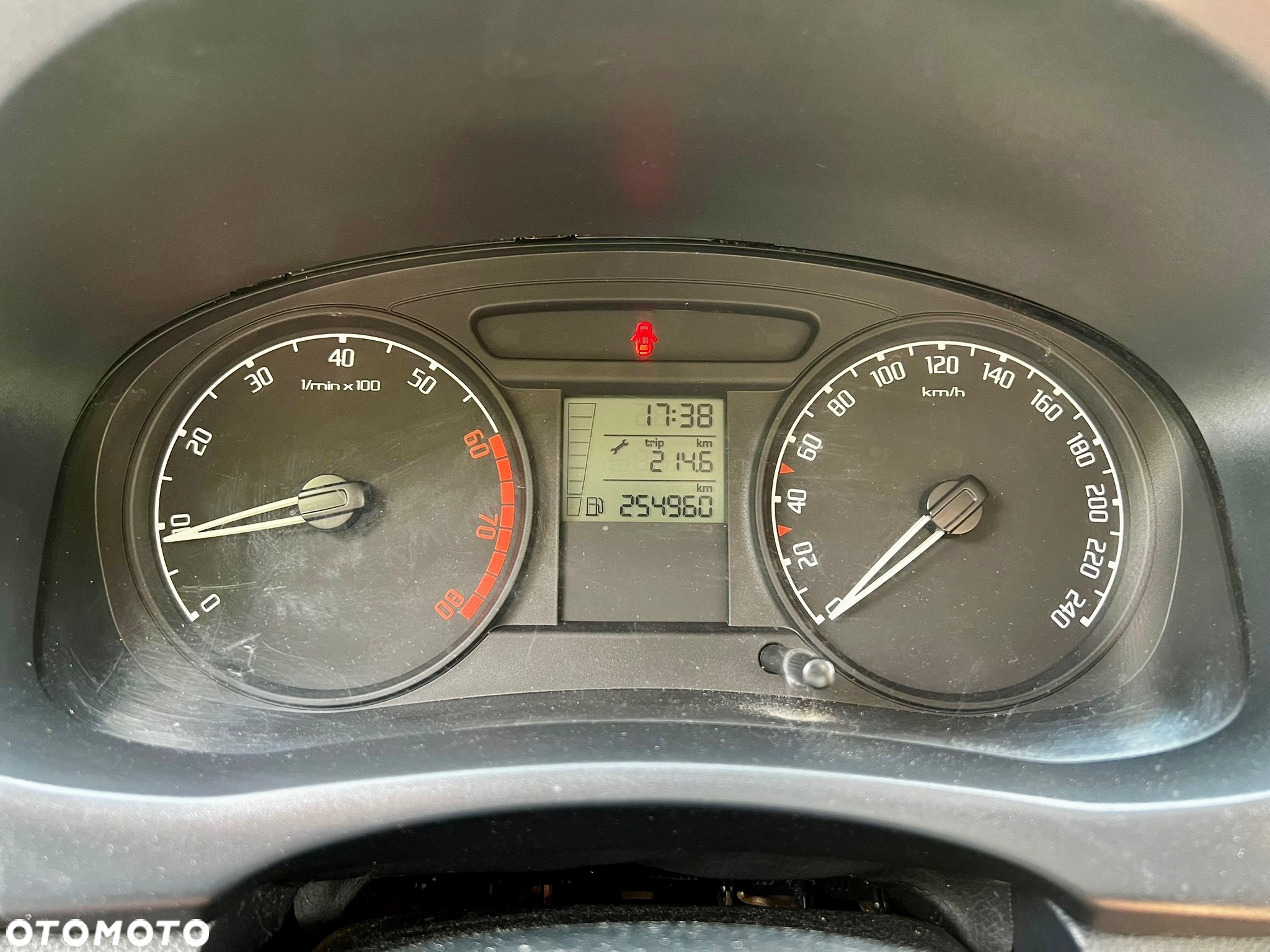 Skoda Fabia 1.2 HTP - 17