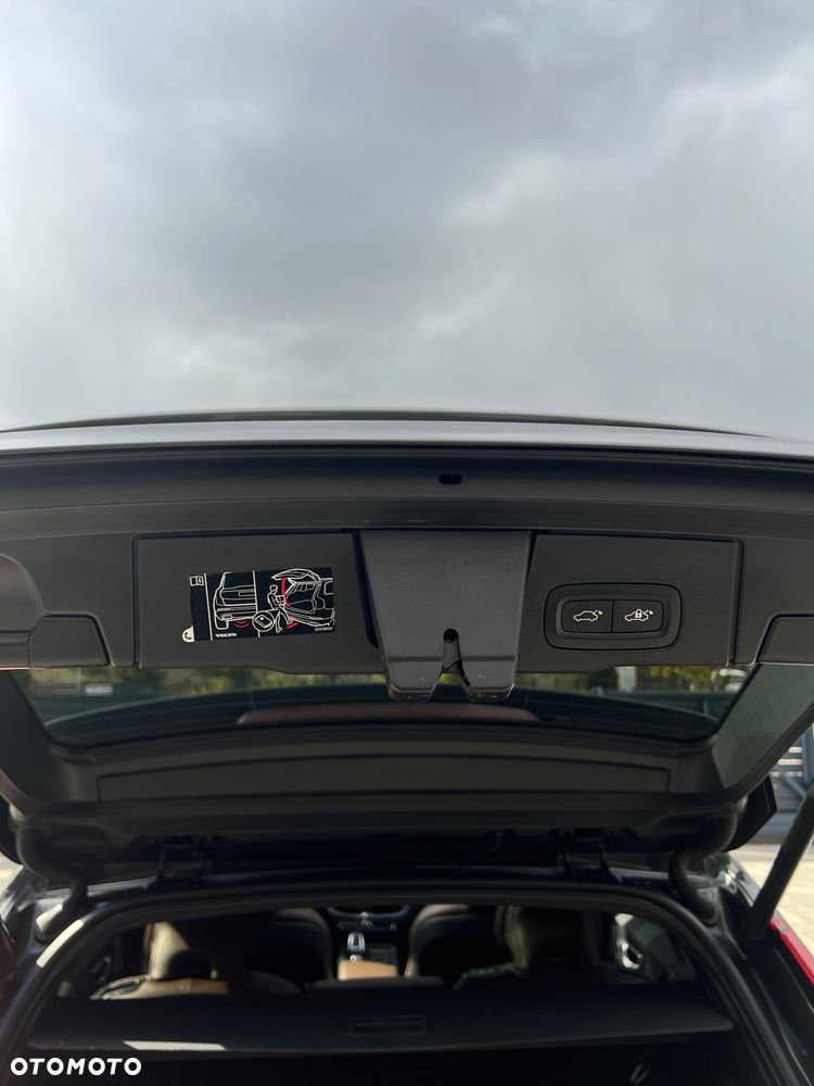 Volvo XC 60 B5 D AWD Inscription - 12