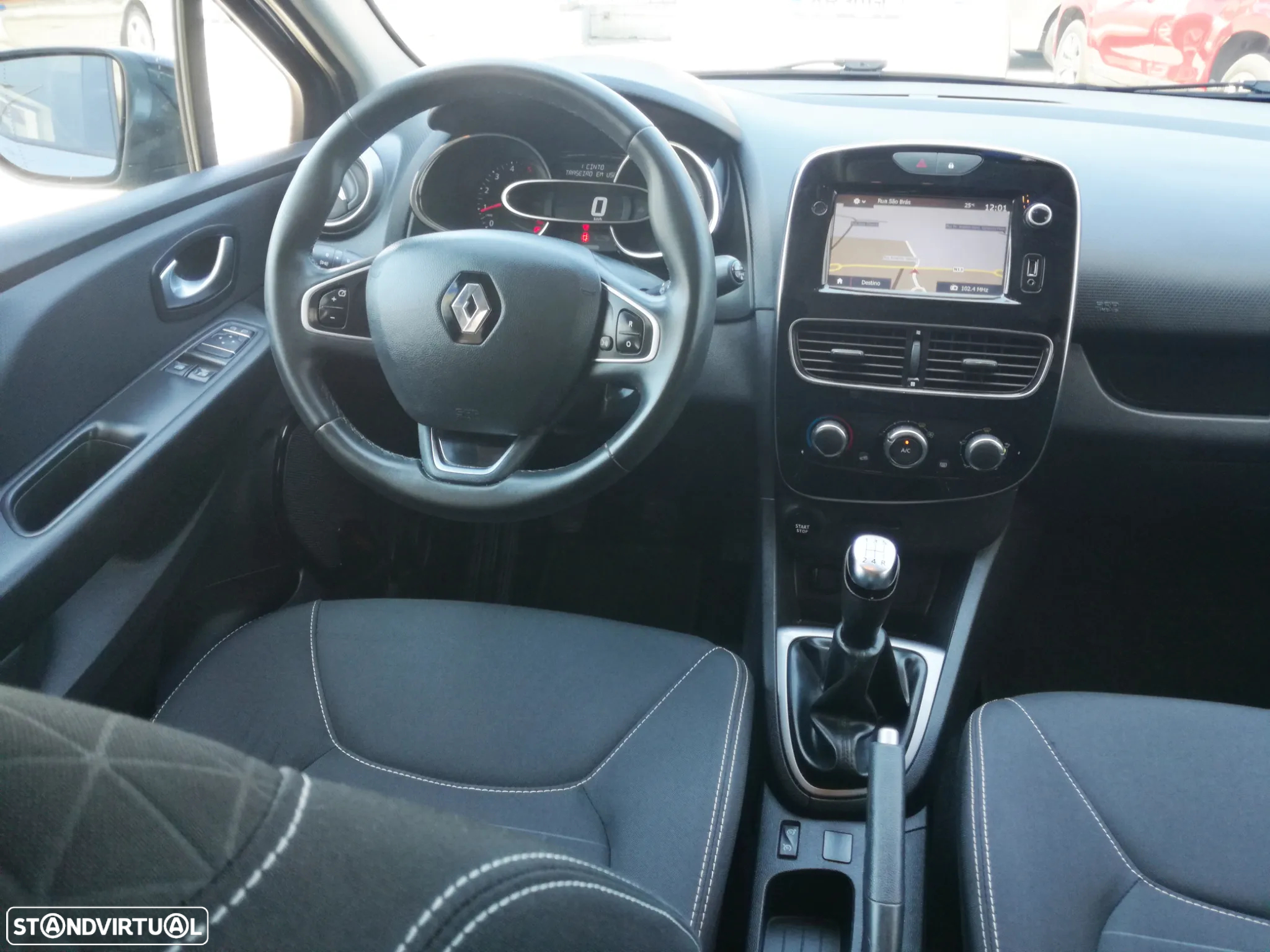 Renault Clio Sport Tourer 1.5 dCi Limited - 13
