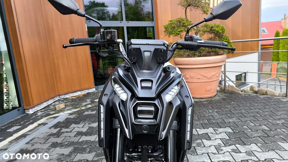 VOGE R125S - 11