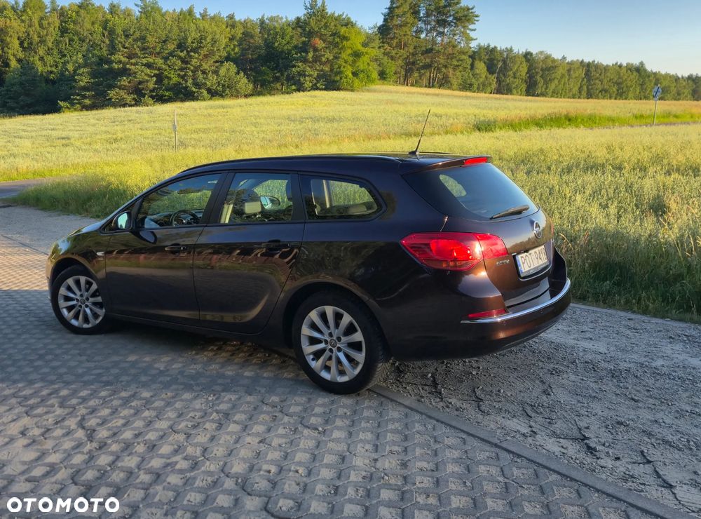 Opel Astra 1.4 T Enjoy - 5