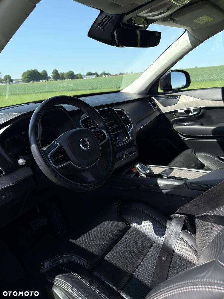 Volvo XC 90 - 13
