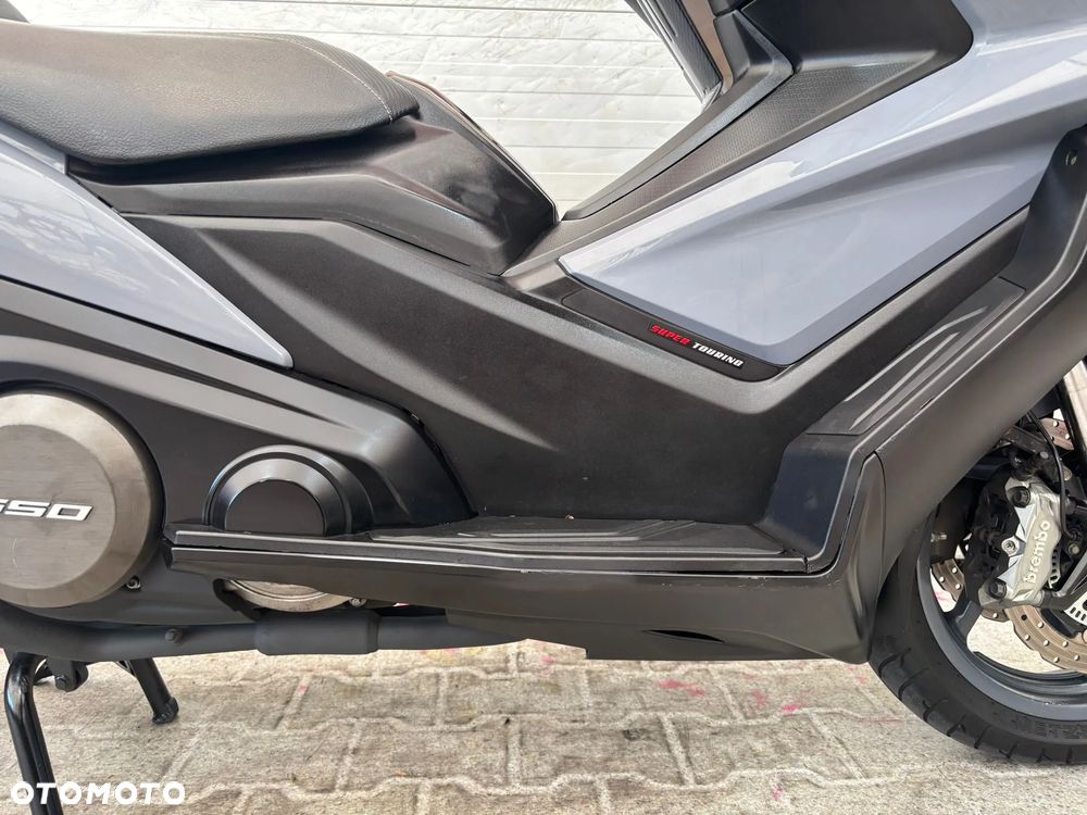 Kymco AK 550 - 26
