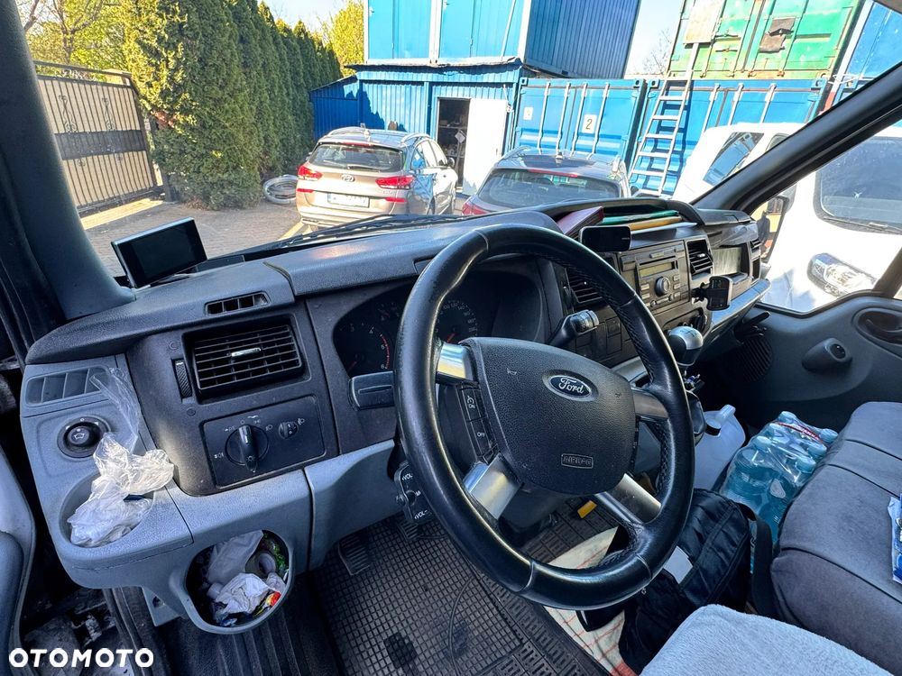 Ford Transit - 6