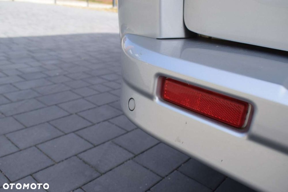 Opel Vivaro - 10