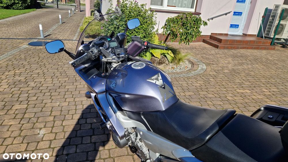 Yamaha FJR - 17