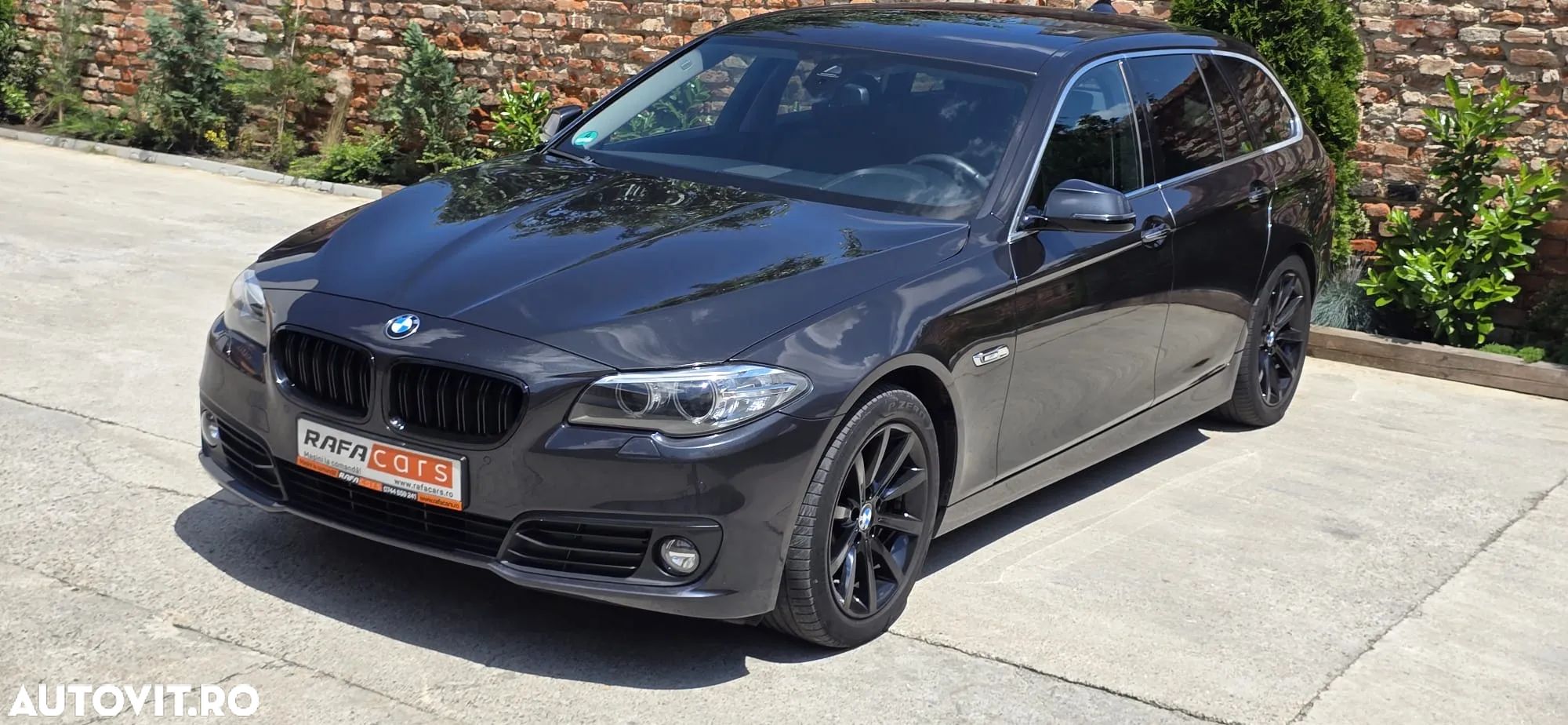 BMW Seria 5 520d xDrive Touring Aut. Luxury Line - 1