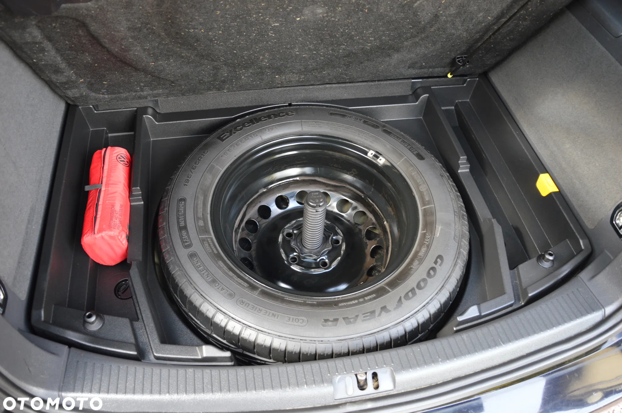 Volkswagen Touran - 39