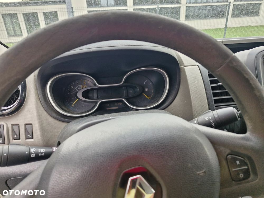Renault TRAFIC - 15